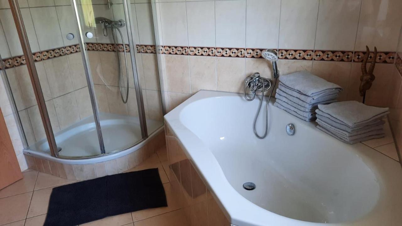 Langenwinkel 3 Zimmer Wohnung Mietersheim Luaran gambar
